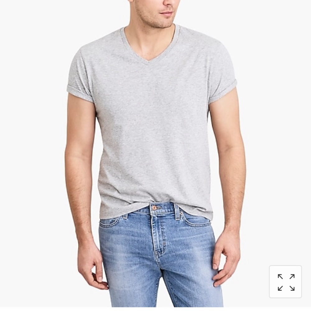 NWT Slim washed jersey V-neck tee -L 👕